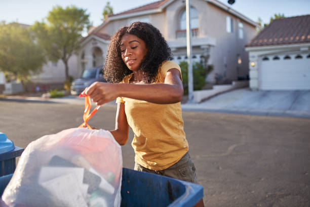 Best Construction Debris Removal  in Fredericktown, OH